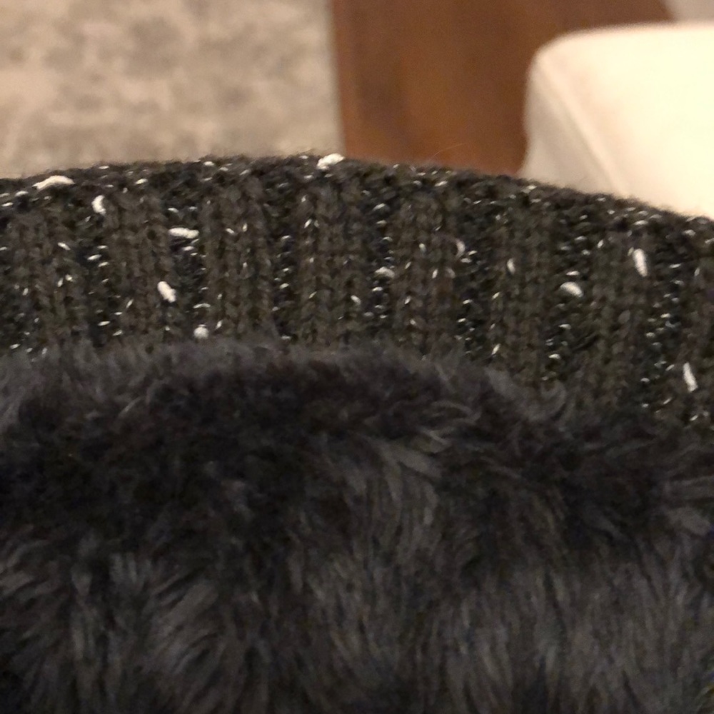 Winter hat - Picture 2 of 4